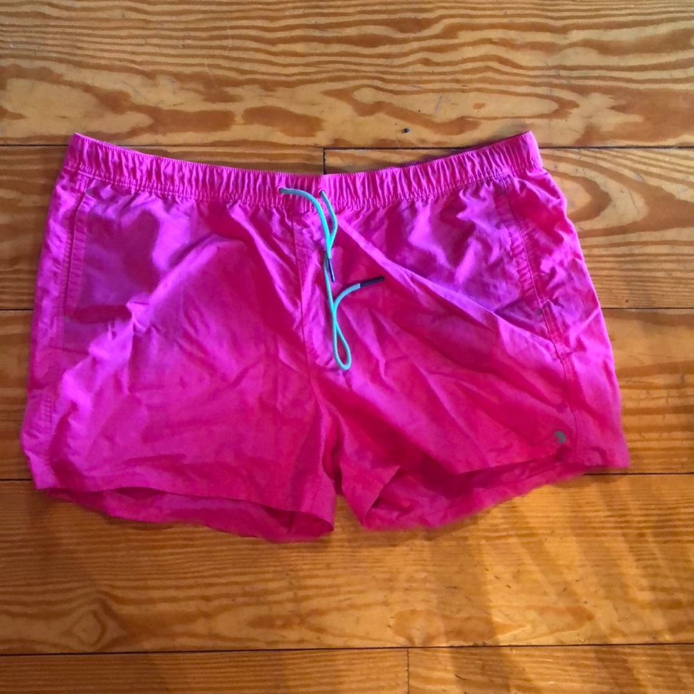 Vineyard Vines performance shorts